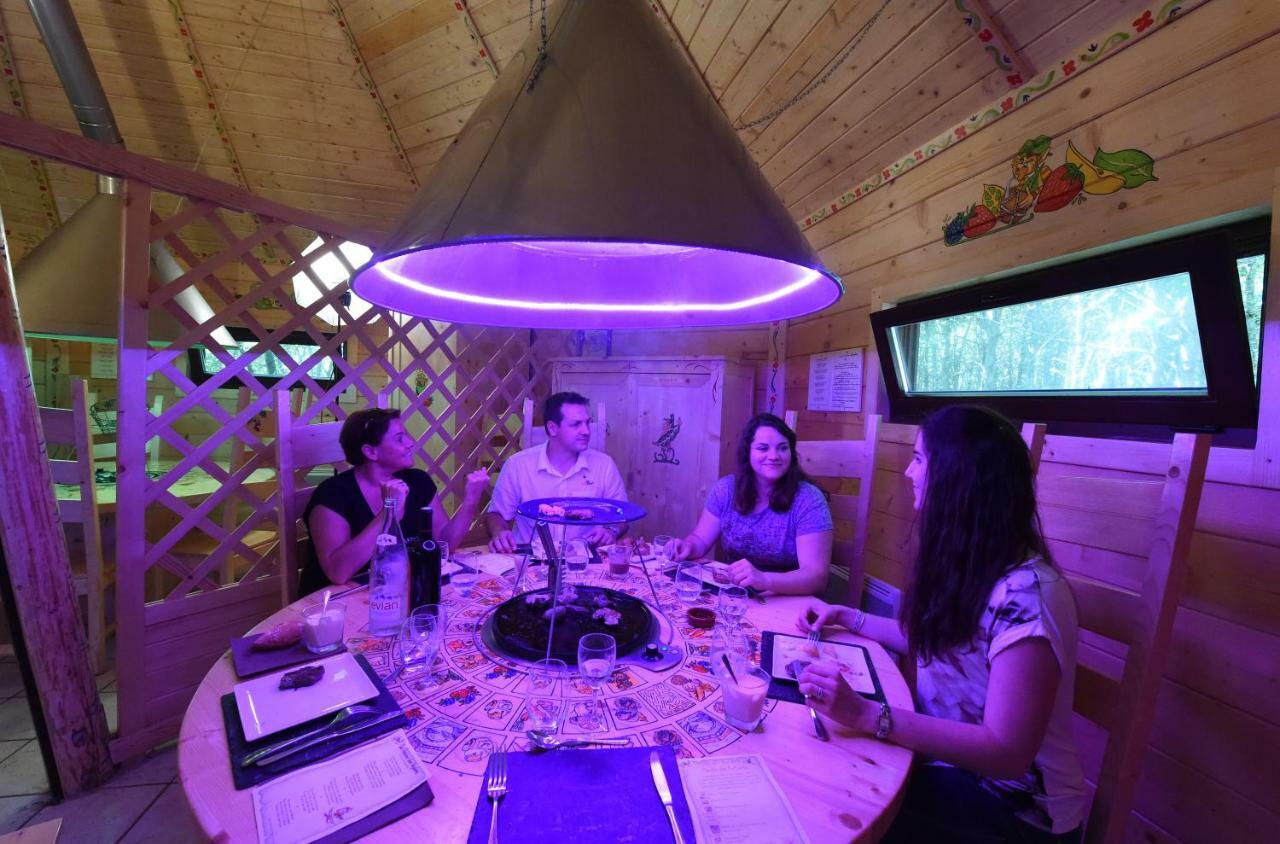 Village Vacances - Defiplanet' Dienné Exteriör bild